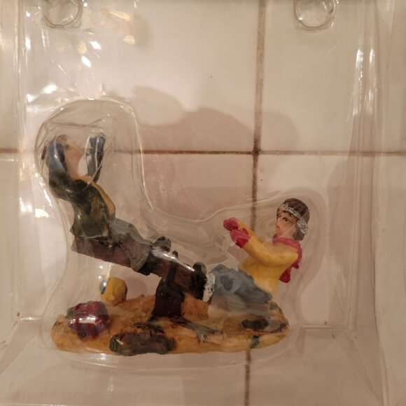 9 Holiday Time Santa Clause Carolers Christmas Holiday Village Accessories Decor - Picture 8 of 10